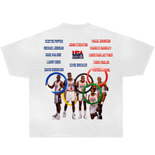 Load image into Gallery viewer, NBA Dream Team Photoshoot USA 1992 Boxy Vintage Graphic Basketball Tee Streetwear Y2K